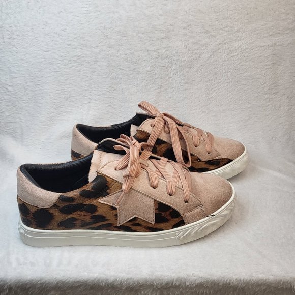 Abata Sneakers With Blush & Leopard Design Sizes Varies - Picture 2 of 8